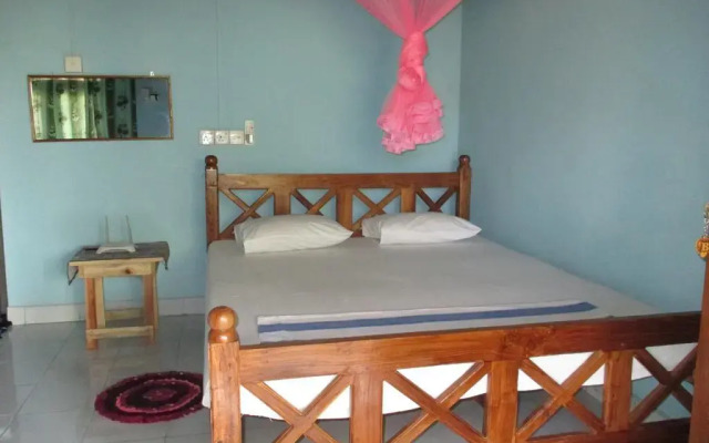 Village Garden Inn
