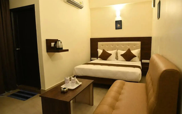 Advaitha Residency (Unmarried Couples not allowed)