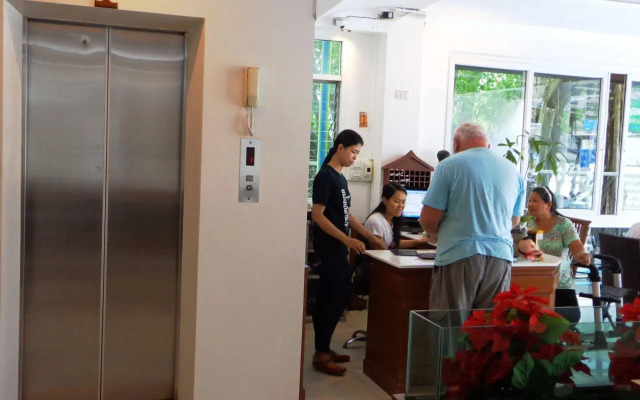Sukcheewa Residence Phuket