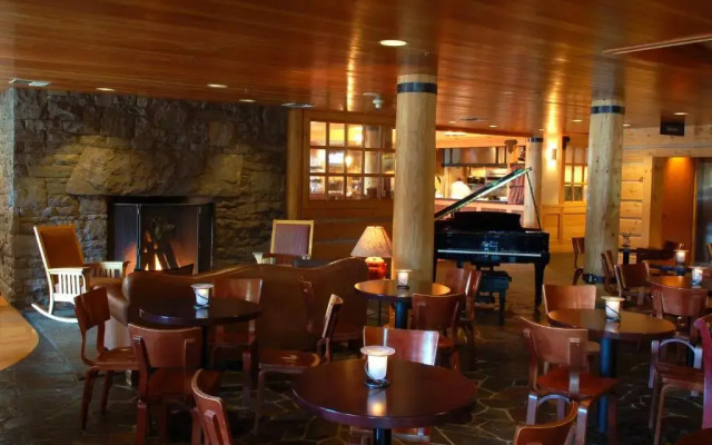 Heathman Lodge