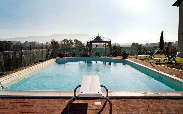 The Sunflower Apartment in a Farmhouse