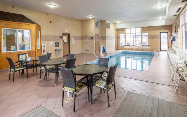 Super 8 Big Rapids MI