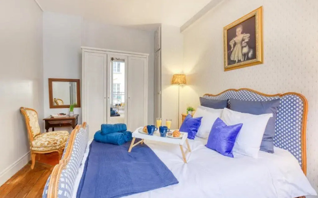 * Le Versaillais*2 min à pied du Château
