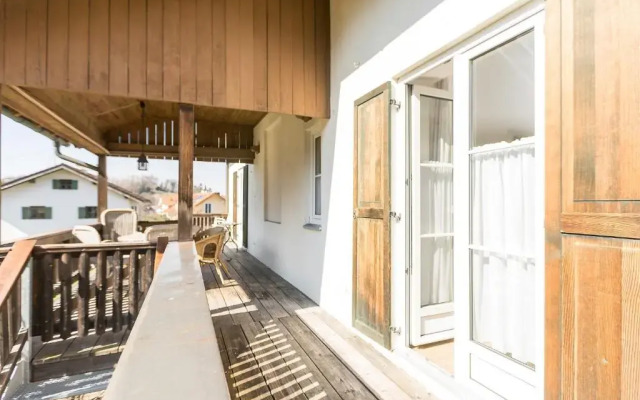 Villa Waldfrieden - Ferienwohnungen und -Haus