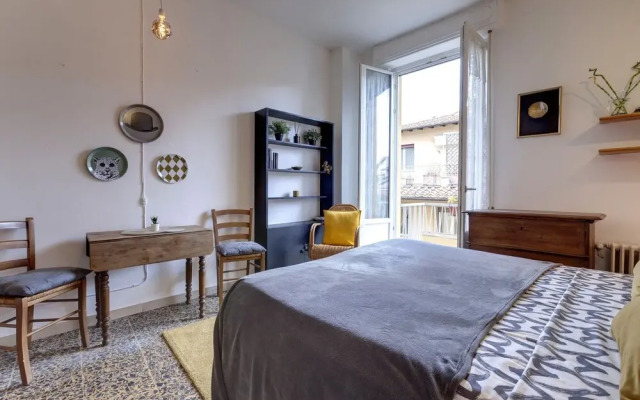 Studio Suite With Elevator Near the Old Bridge