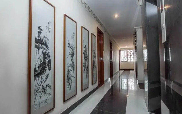 Angel Palace Hotel & Ktv