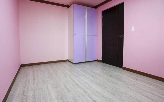 Ghost House