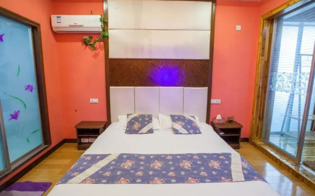 Wuzhen Times Town Theme Inn