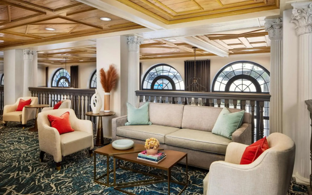 The Terrace Hotel Lakeland, Tapestry Collection by Hilton