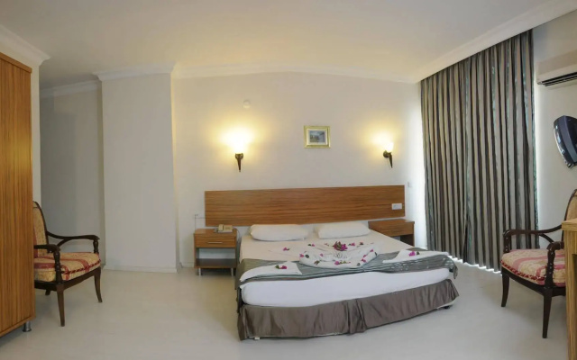 Mert Seaside Hotel