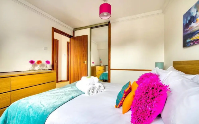 Charming and Quiet 3-bed House Near City Centre