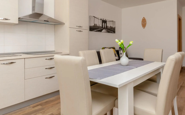 Apartments Mistral
