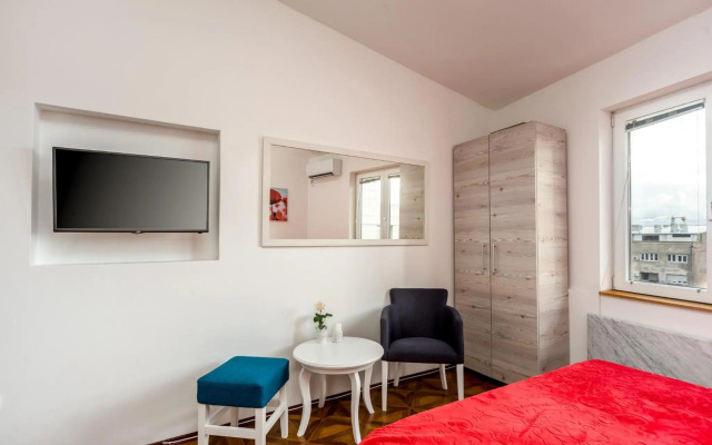 Lux Apartment in Downtown