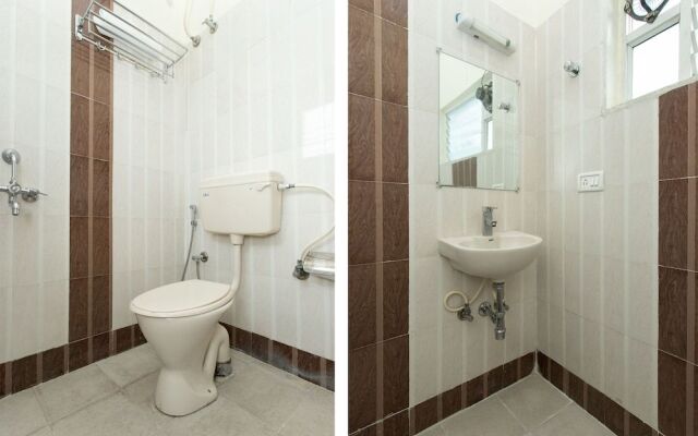 OYO 10378 Hotel Hibiscus Mayflower