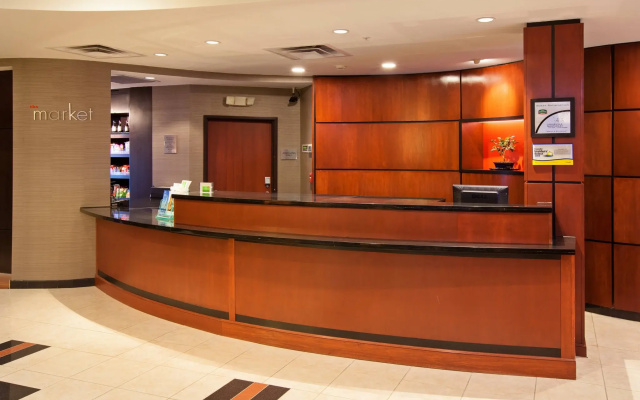 Courtyard by Marriott Louisville Northeast