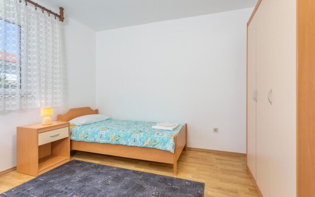 Amazing Home in Krk With Wifi and 2 Bedrooms