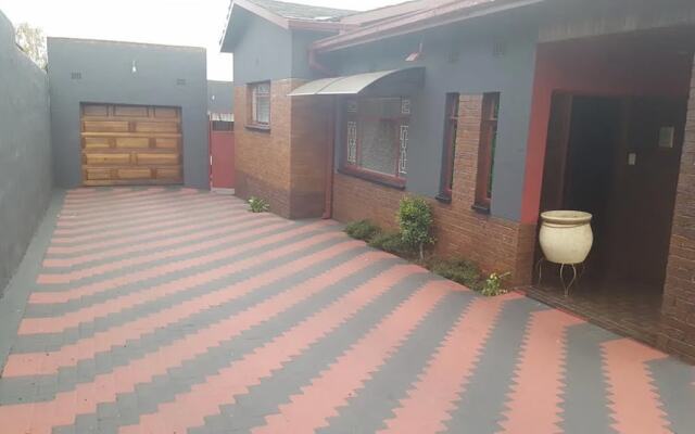 Nthateng B&B
