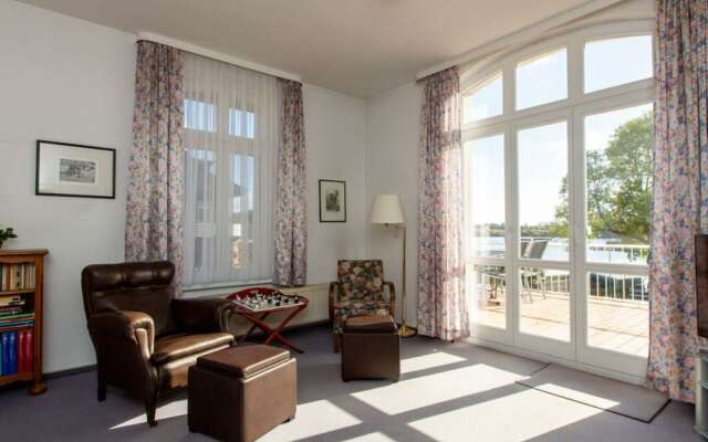 1 Villa Blanck Comfortable Holiday Residence