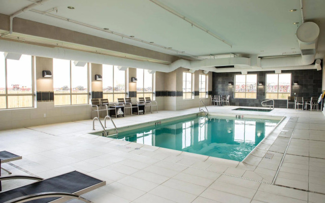 Hampton Inn & Suites by Hilton Regina East Gate