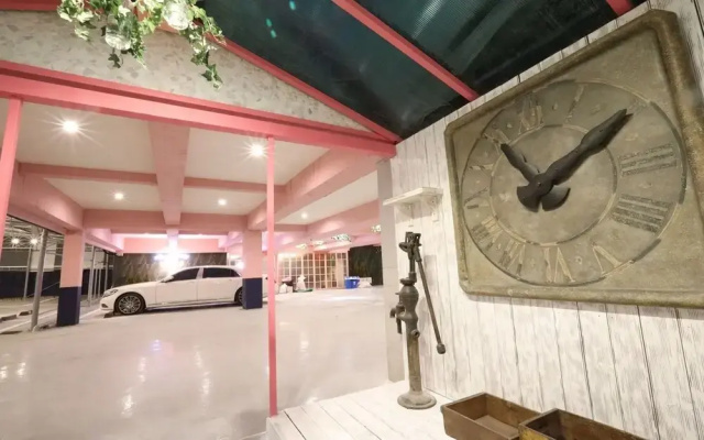 Busan Iwol Hotel Shinho Branch