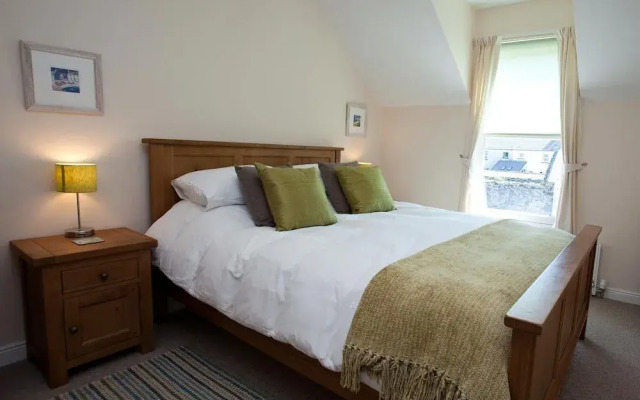 Port Charlotte Holidays