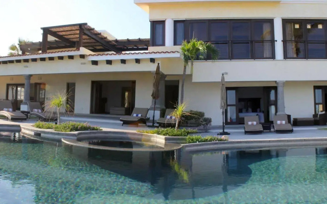 Villa Delfines