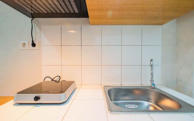 Elegant Studio Room The Springlake Summarecon Apartment