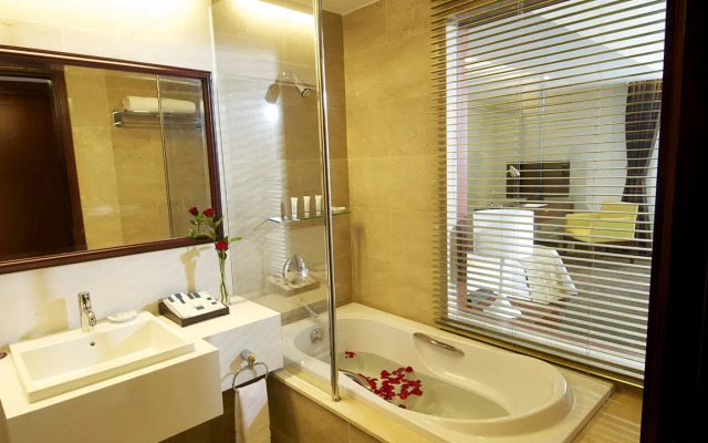 Vissai Saigon Hotel