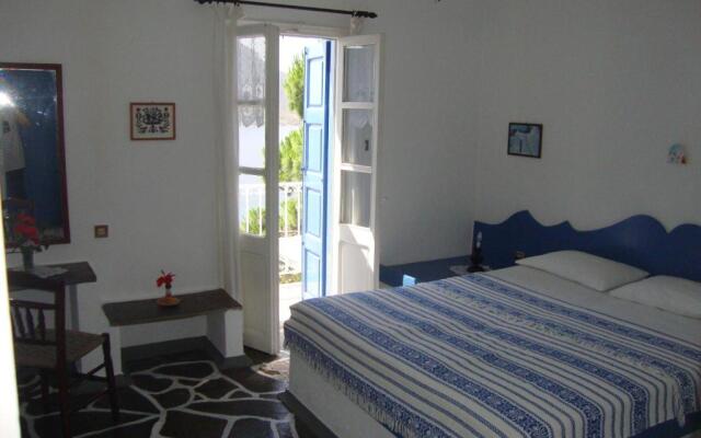 Hotel Aegean Home Studios & Apartments