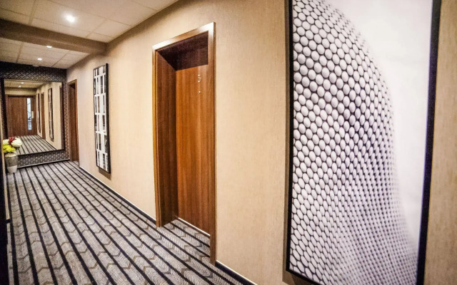 Hampton Suites Serviced Apartments