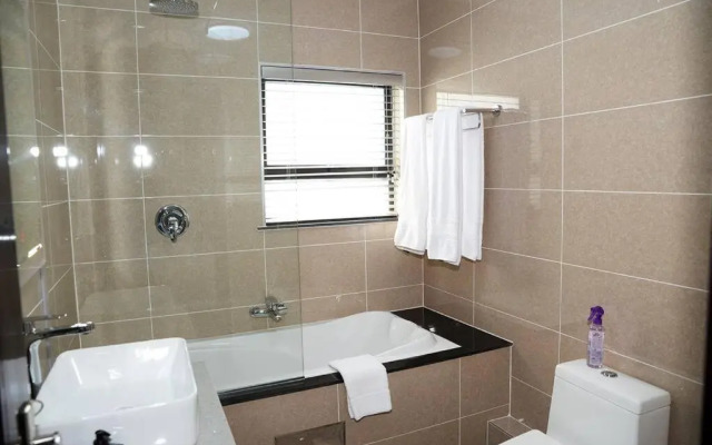 Vonzee apartment on Palmview Estate.