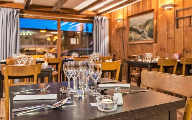 Chalet Oliver by Skinetworks