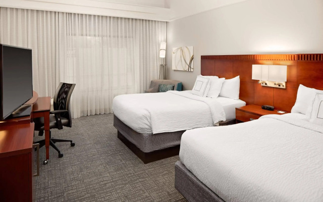 Courtyard by Marriott Houston Rice University
