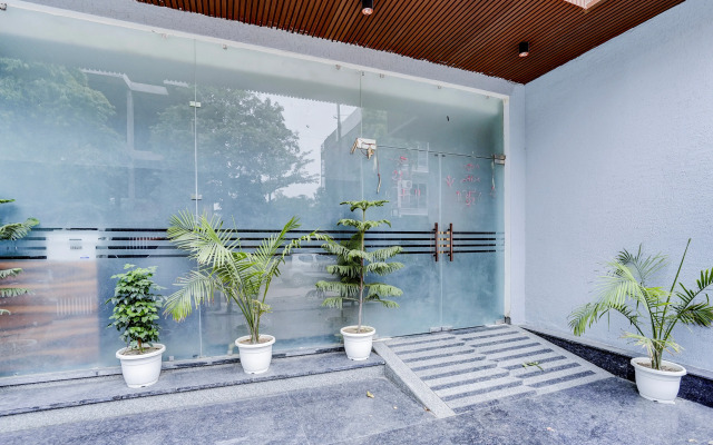 Hotel O Expo Mart Ansal Golf Link 1