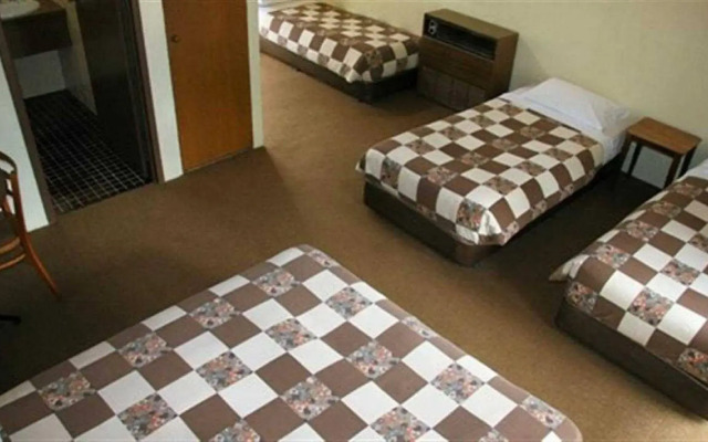 Mountain Creek Motel