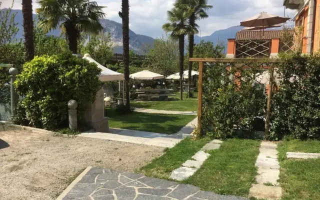 Gelsomino 2 Apartment With Garden in Verbania