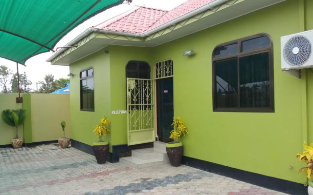 Mauya Executive Lodge
