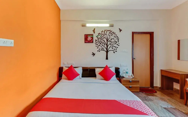 OYO 451 Goyal Residency