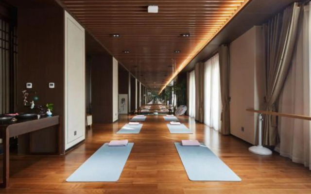 Hangzhouyuxiang Lake Health Resort