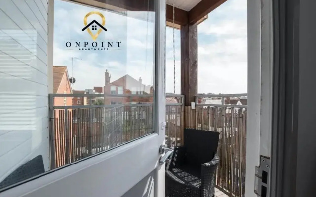 FANTASTIC Duplex 2 Bed Apt-PARKING