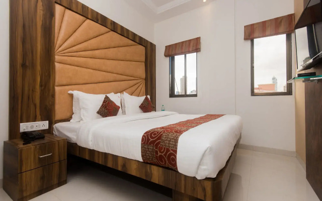 OYO 15519 Hotel Grand Residency