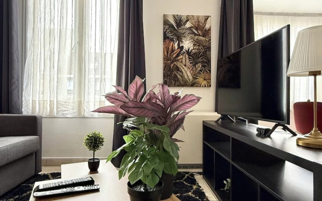 Peaceful 2 minutes European Parliament