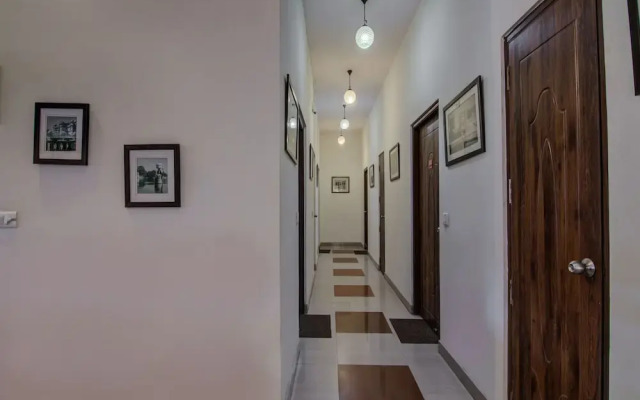 OYO 16433 Raj Kothi