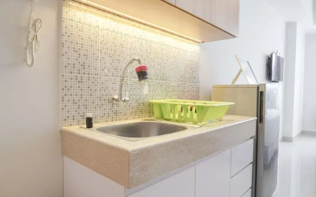 Comfy Studio Apartment At Evenciio Margonda