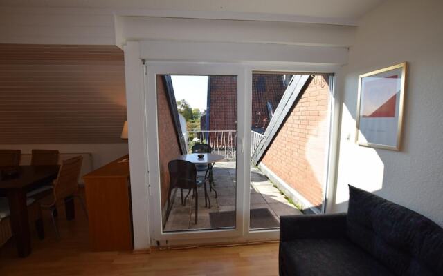 Tolstov-Hotels Generous 3 Room Apartment