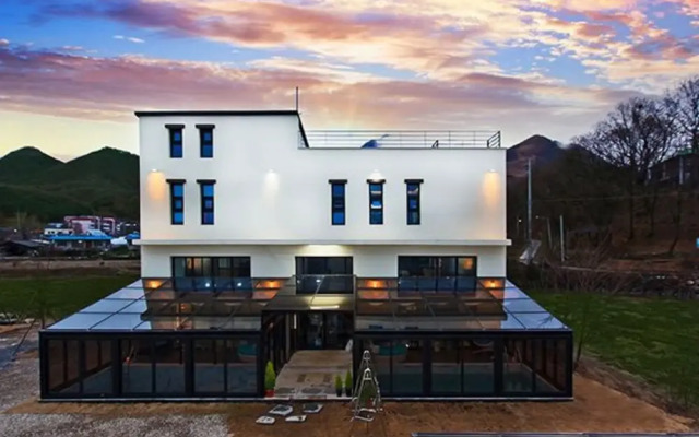 Yangpyeong Lee An House Pool Villa
