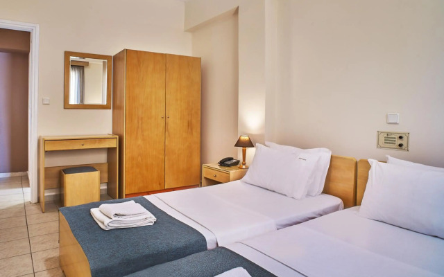 Veronica Hotel