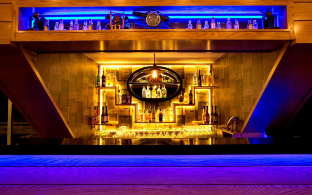 End Glory Hotel