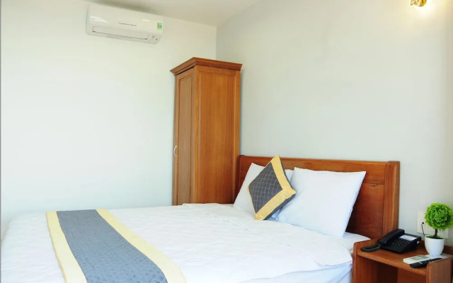 SeaSide Hotel Quy Nhơn