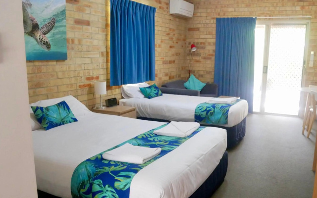 Emeraldene Inn & Eco-Lodge – Guest Rooms – Hervey Bay